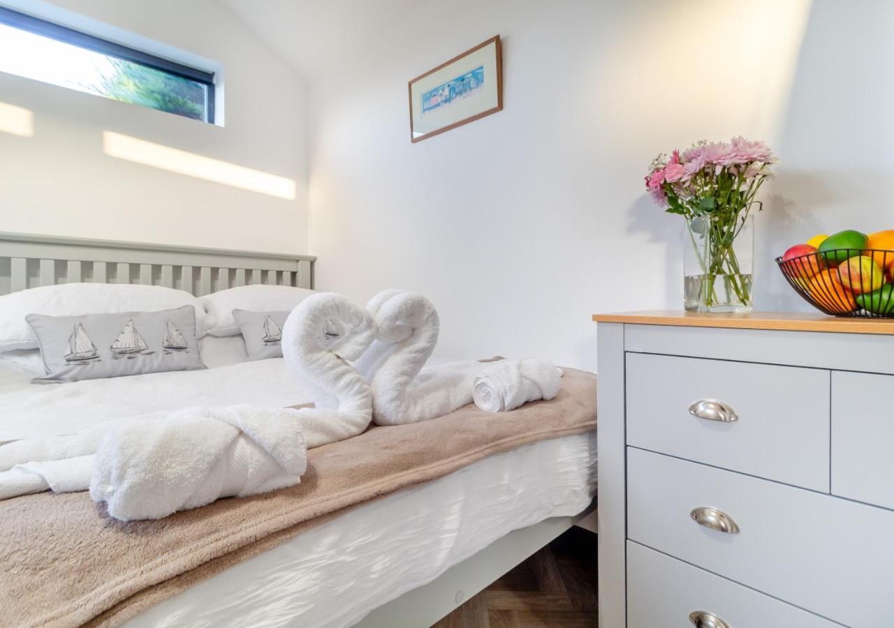 Sanabrin And Little Brin Villa Weasenham Екстериор снимка
